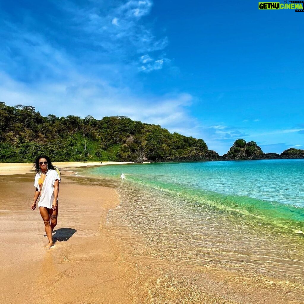 Vivianne Araújo Instagram - É muito difícil escolher só uma foto nesse paraíso. Praia Do Sanchos, Fernando De Noronha