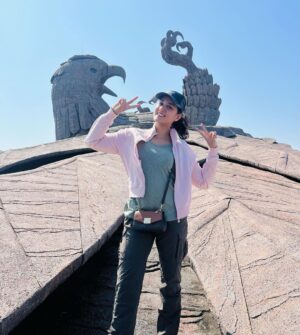 Viviya Santh Instagram - #jadayuearthcenter #exploringkeralatourism #jadayuparatourism #jadayusculpture
