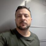 Volodymyr Zelenskyy Instagram - Провів сьогодні кілька підготовчих нарад перед нашою міжнародною активністю. Зараз якраз на шляху. Заплановані вагомі зустрічі з партнерами. Нові угоди. Робимо все, щоб вони стали сильними для України, і впевнений, саме так і буде. Створюємо для нашої держави нову безпекову архітектуру, яка допомагатиме не просто тут і зараз, а реально довгостроково. І це те, чого в України ніколи не було, хоча було потрібним завжди. Дякую всім, хто бʼється та працює заради нашої держави і людей! Дякую всім, хто допомагає нам!