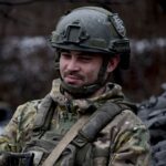 Volodymyr Zelenskyy Instagram - Кожен день нашої боротьби – це витримка й сила наших воїнів, які щоденно, стримуючи атаки ворога, виборюють життя України. Бійці 81-ї окремої аеромобільної Слобожанської бригади з початком повномасштабного вторгнення захищають Україну у складі оперативно-тактичного угруповання «Лиман» та оперативно-стратегічного угруповання «Хортиця». Хоробро захищають і результативно! Дякую захисникам і захисницям, що бережете Україну та додаєте сили нашій державі. Дякую за вашу міцність. 🇺🇦🇺🇦🇺🇦 #ШеврониГероїв ____ Every day of our struggle is a testament to our warriors‘ endurance and strength, as they fight for Ukraine’s life and repel enemy attacks on a daily basis. Since the beginning of the full-scale invasion, the servicemen of the 81st Slobozhanska Airmobile Brigade have bravely and effectively defended Ukraine as part of the «Lyman» operational tactical grouping and the «Khortytsia» operational strategic grouping. I thank our defenders for protecting Ukraine and strengthening our country. I thank them for their fortitude. 🇺🇦🇺🇦🇺🇦 #ChevronsOfHeroes
