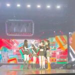 Wendy Instagram - 러비들~ 러비들 덕분에 오랜만에 한 R to V 서울 콘서트 잘 마칠 수 있었어요!!! 행복한 시간, 좋은 추억 만들어줘서 고마워요🙏 앞으로 러비들에게 받은 사랑 보답하는 레드벨벳이 되도록 할게요!! 그리구 이번 공연에 함께 고생하신 우리 헤메스 스탭분들💕회사분들 (매니저분들과 A&R)💕드림메이커💕, 현장에 계셨던 모든 분들💕, 또 멋지게 무대를 함께 꾸며주신 우리 댄서분들💕과 영준쌤 감사합니다💕 (그리고 좋은 곡들 써주신 많은 작곡가 작사가님들도 감사드립니다🙏 공연하면서 다시 한번 더 느끼게 되었어요ㅠㅠ) 최고로 행복한 이틀 만들어줘서 고마워요! 우리 멤버들도 사랑해!!💚💜💗💛💙