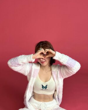 Wendy Thumbnail - 1.1 Million Likes - Most Liked Instagram Photos