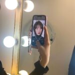 Wendy Instagram - New haircut✂️ New hair color🎨 @yoon_seoha_ ✂️ @a_ryeomii 💄