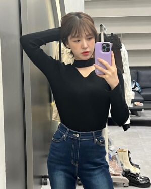 Wendy Thumbnail - 1.1 Million Likes - Top Liked Instagram Posts and Photos