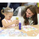 William, Prince of Wales Instagram - ‘Vsi Razom’ means ‘All Together’ in Ukrainian, and the Vsi Razom Community Hub in Bracknell lives up to its name. The hub does amazing work to help Ukrainians settle into life in the UK with donations, mental health support and even arts and crafts sessions for children🇺🇦
