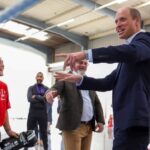 William, Prince of Wales Instagram – Taking the fight to mental health 🥊

A privilege witnessing genuine commitment to supporting young people through sports coaching, education programmes and mentoring at @best_swindon Swindon
