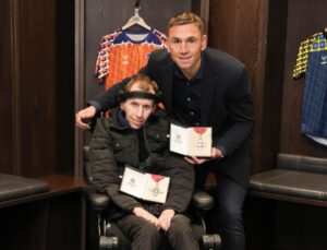 William, Prince of Wales Instagram - A pleasure to award Rob Burrow and Kevin Sinfield with their CBEs at Headingley today. Thank you both for your incredible efforts in raising awareness and funds for Motor Neurone Disease. Both true heroes of the #MND community and the Rugby Football League.
