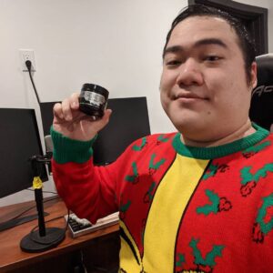 William Li Instagram - Holidays have passed but I'm the gift that keeps on giving.

So happy to be an #AxePartner and help raise money for anti- bullying at @ditchthelabel. Share a selfie with #AXEpressYourself and Axe will donate a dollar to @ditchthelabel
