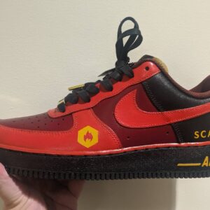 William Li Instagram - Riot got us some custom air force ones for the tft invitational 🔥🔥🔥