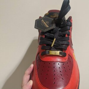 William Li Instagram - Riot got us some custom air force ones for the tft invitational 🔥🔥🔥