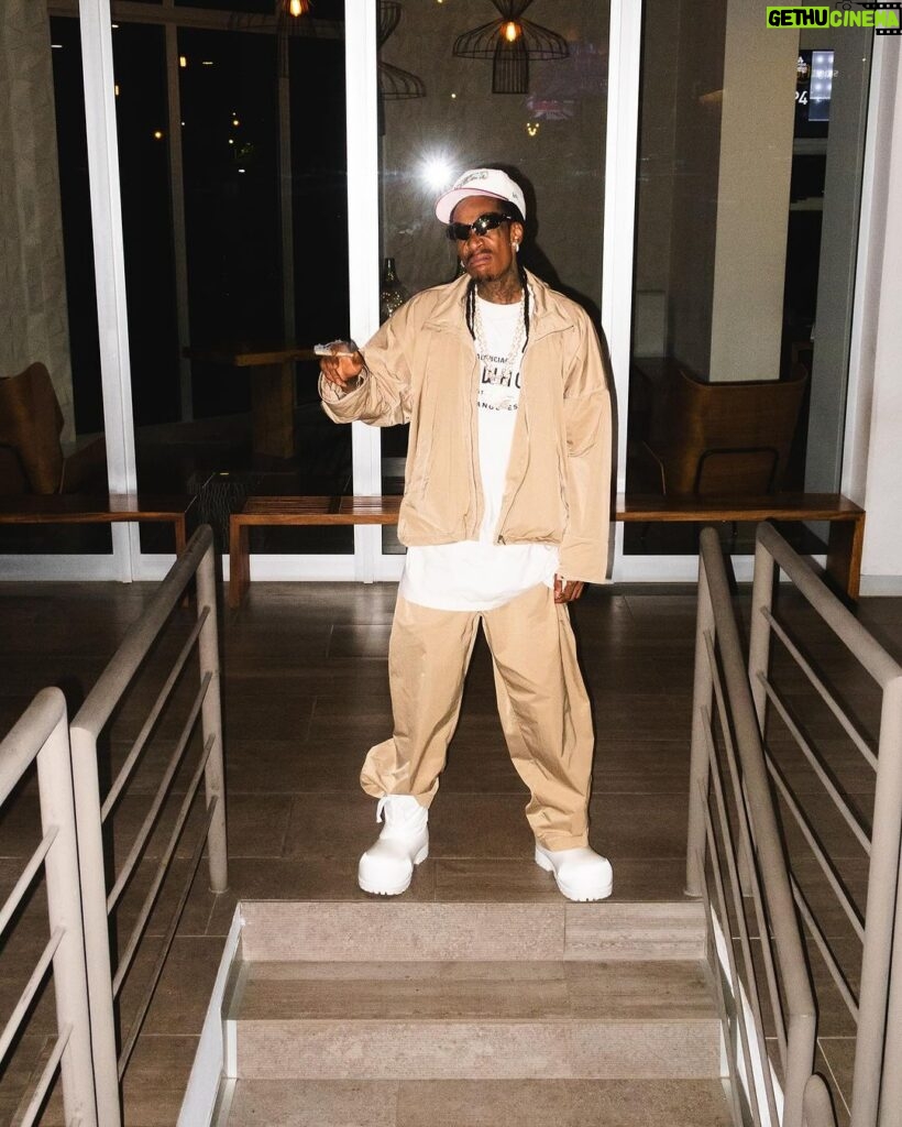 Wiz Khalifa Instagram - Stompin on business