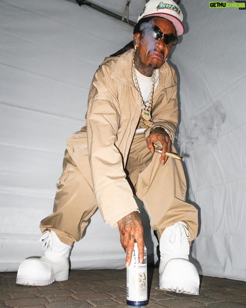 Wiz Khalifa Instagram - Stompin on business