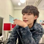 Woo Do-hwan Instagram - 🤓🤓🤓