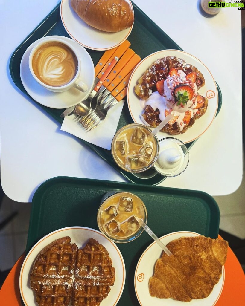 Woranuch Bhirombhakdi Instagram - ร้านนี้ขนมอร่อยยย 🙃 Hannam-dong