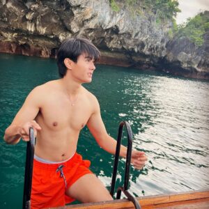 Worrachai Sirikongsuwan Instagram - ไอ้หนุ่มเตี่ยวส้ม 🙉 #tapeworrachai
