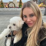 Xenia Seeberg Instagram - Happy new year ihr Lieben. Dankeschön dass so viele von Euch nachgefragt haben: Haluna geht es wieder besser und ist auch mit 11 Jahren nun bereit für neue Abenteuer in 2024! Happy new year my dear friends. Thank you for your many wishes: yes Haluna is doing much better and she is now at the age of 11 ready for new adventures in 2024. #happynewyear #bolonkazwetna #bolonkalove #bolonka #lovemydog #bestager #enjoythelittlethings #enjoythemoment Schloss Charlottenburg