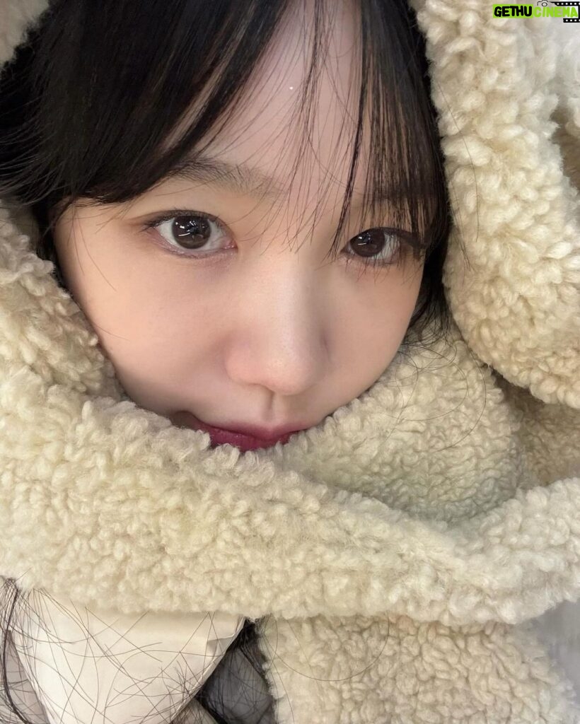 Xu Mengjie Instagram - 🐰🤍 ꙳✧˖ ˚🌬️