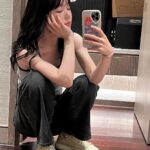 Xu Mengjie Instagram - 🪞✨