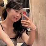 Xu Mengjie Instagram - 🪞✨