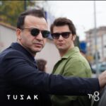 Yağız Can Konyalı Instagram - Hoşçakal “METE”. Bu Akşam son kez TUZAK. Sevgi dolu bir ekiple, çok güzel bir iş bıraktık geriye. Yeni dostluklar ekleyerek devam ediyoruz hayatımıza. Tüm seyircilerimize teşekkürler. 🙏❤️💫