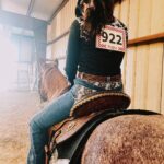 YaYa Gosselin Instagram - I don’t know bout you but I’m feelin 922 🖤🐴 🖤