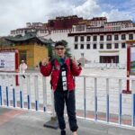 Yan Xiaonan Instagram - 拉萨，一个缺氧却不缺信仰的地方🙌🏻 Potala Palace