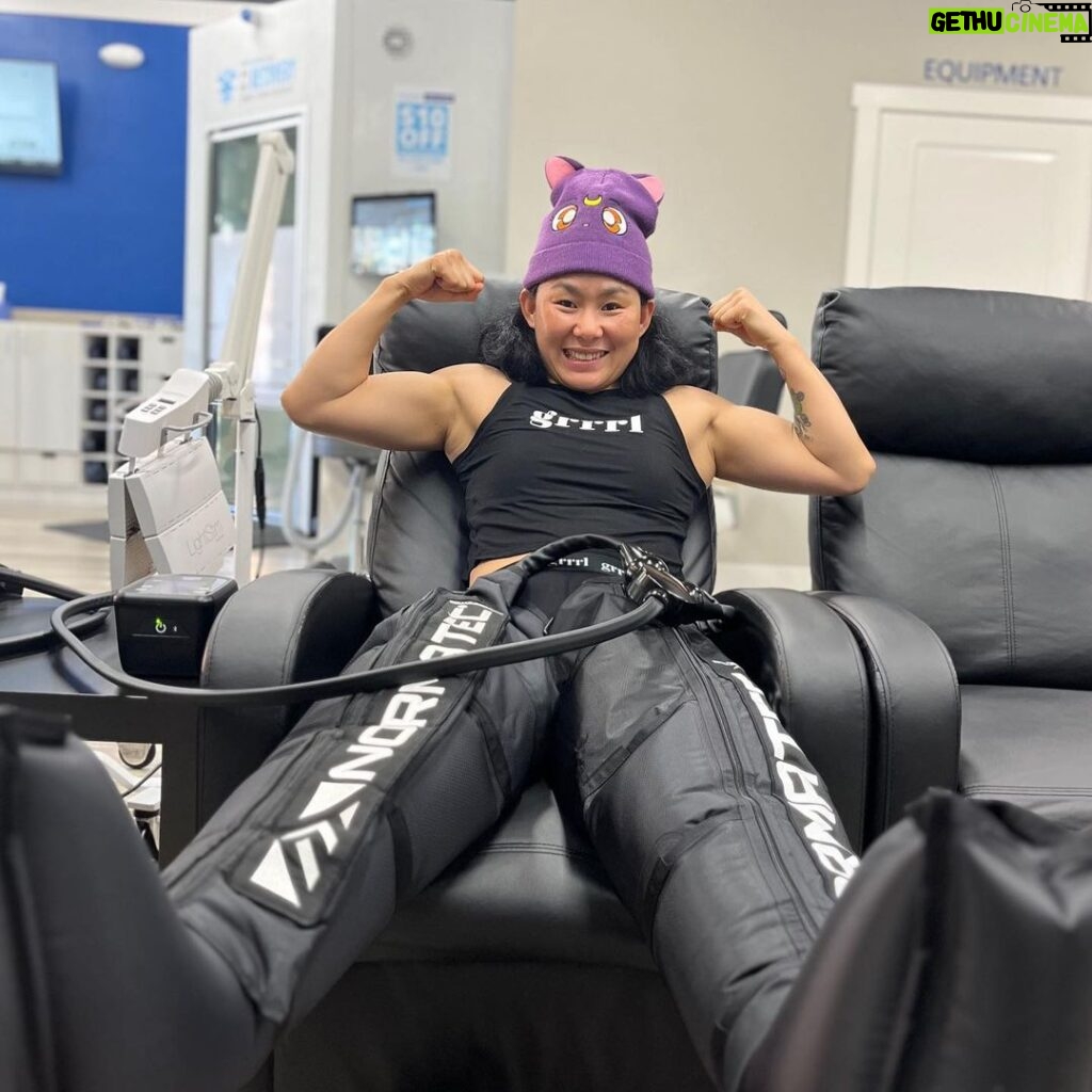 Yan Xiaonan Instagram - Work hard, recover harder. Had a therapy session @uscryo_sac to get my power back! 💪 #mma #training #recovery #cryotherapy #health US Cryotherapy - Sacramento, CA