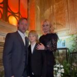 Yana Rudkovskaya Instagram - Наш красивый ужин в роскошном Cristal Room Baccarat с атмосфере волшебства в кругу семьи и друзей ✨✨✨ Спасибо @le__mousse за нашу крутейшую коллаборацию, @lidseventhouse за фантастически красивый декор , Лере @valeriya за наши любимые хиты и моей уникальной команде @eugene.vogue и @amazing_marina ❤️ Продолжение следует …..