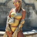 Yana Rudkovskaya Instagram - Golden summer in Saint Tropez with @natayakimbeachclub & @natayakim ✨✨✨✨ Saint-Tropez