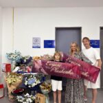 Yana Rudkovskaya Instagram - Это было чудесное рабочее время в Пекине! Рада , что к нашей команде присоединился мой старший сын Николай @n_baturin . Того и глядишь скоро уйду на пенсию , буду жить для себя! ( шучу конечно , но его помощь в этой поездке была весьма существенной ) ! Ну и до скорой встречи , гостеприимный Китай ! Мы будем скучать. See you soon ! 😎🇨🇳❤️ Beijing, China