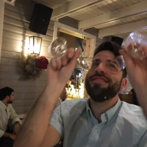 Yannick De Martino Instagram - Le temps des fêtes me rend complètement dingo zinzin !