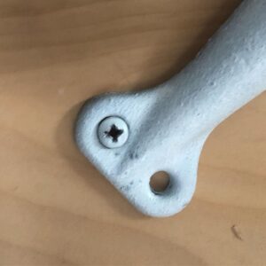 Yannick De Martino Instagram - « Like » si toi aussi ce type de visse te fait penser à un bleuet.
