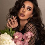 Yasmin Sabri Instagram – 💕 🖤 💕

@calalenses  D A T E
Makeup @nora1352
📸 @_sarathagafi