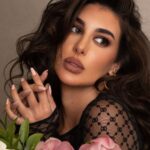 Yasmin Sabri Instagram – 💕 🖤 💕

@calalenses  D A T E
Makeup @nora1352
📸 @_sarathagafi