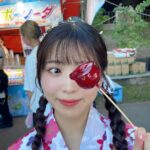 Yasuda Momone Instagram - りんご飴とももね🍎🍑 #お祭り #お祭りヘアー #浴衣 #浴衣ヘアアレンジ