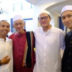 Yayan Ruhian Instagram - Walimatussafar Mamah @mamayoyoh6 & Abang @piping.firmansyah77 Sehat-sehat dan lancar semuanya Mah, Bang, dari berangkat sampai pulang nanti. Ibadahnya diterima, diridhoi Allah SWT dan jadi haji yang mabrur. Aaamiin...