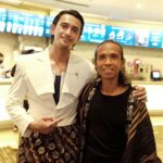 Yayan Ruhian Instagram - Kang Yayan w/ family and friends di #Gala #Premiere #Gatotkaca @gatotkaca_official Tayang 9 Juni 22 #Greget #ItuTajam Epicentrum XXI