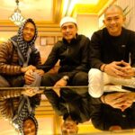 Yayan Ruhian Instagram - Reuni di Tanah Suci. Rancangan Allah. #reunion #MatKilau #Greget #ItuTajam Al Madinah Al Munawarah