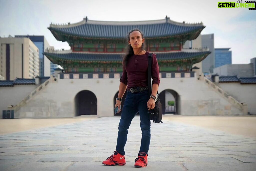 Yayan Ruhian Instagram - #latepost September 2019 #gyeongbokgung #korea #YayanRuhian #CecepArifRahman #FujiXT1 #fujifilm #lightroom #BahasaHanief Gyeongbokgung Palace, Jongno-Gu, Seoul, Korea