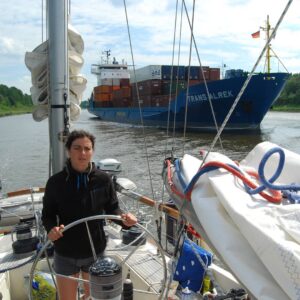 Yeşim Büber Instagram - #tbt Yolda olmayı özlemek...
I miss cruising...
#kielcanal #sailing #yelken #tekne #liveaboard