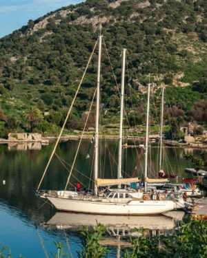 Yeşim Büber Instagram - Happiness...

#liveaboard  #freerangekids