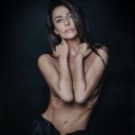 Yekaterina Varnava Instagram - Че-то удалили ..но это вообще не проблема. Дублируем. Как невыносимо красиво снимает @dvelichko😈 muah @s_shayda