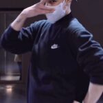 Yell Instagram - _ Baby I got me, only friend I need💪🏻 New choreography for this great song 가사부터 멜로디까지 다 좋은 명곡.. 추억의 노래라고 주변에서 많이 얘기하시던데 저도 댄싱하이 배틀 때 처음 듣고 잊지 못했다는 tmi . #Choreography @yell_yeri_kim #Team - @thenewclassic @1milliondance