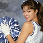 Yell Instagram - #Trend in Korea 적응 안되는 긴 머리 옐,, 행복한 추석 연휴에 웃음 보태드립니다,, 허허 #AIyearbook