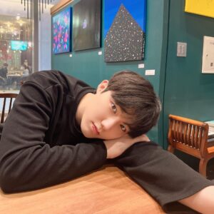 Yeon Seung-ho Instagram - Our greatest glory is not in never falling, but in rising every time we fall.

- Confucius -