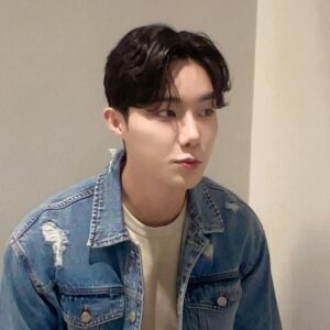 Yeon Seung-ho Instagram - Desire, ask, believe, receive.