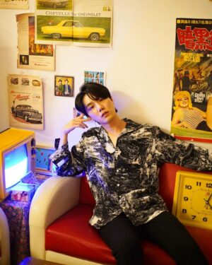Yeon Seung-ho Instagram - No great genius has ever existed without some touch of madness.

-Aristoteles-