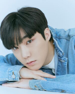 Yeon Seung-ho Instagram - Challenges are what make life interesting; 
overcoming them is what makes life meaningful.

Joshua J. Marine