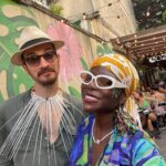 Yolanda Tati Instagram - MACETANDO, MACETANDO… Versos de Ipanema à Marina da Glória. Entre o Amor e a Loucura. O Carnaval do Rio é um renascimento 🥳🇧🇷🥥🥂🌴🕺🏾✨🪩🛥️🏝️🌡️ FELIZ CARNAVAL, MEUS AMORES!!!!!! ❤️‍🔥 Ipanema Beach