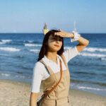 Yoon Bo-ra Instagram - 바다 가고싶다 🌊🌊
